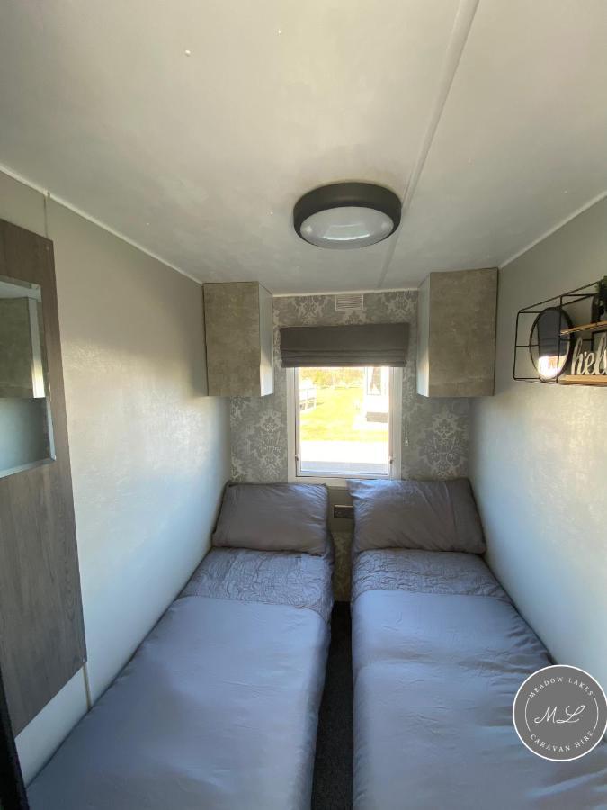 Meadow Lakes 22 - Golden Palm, Pet Friendly, Wifi, Bed Linen - Meadow Lakes Caravan & Lodge Hire Skegness Exterior photo